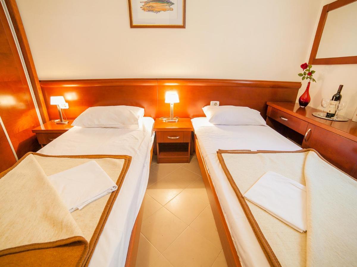 Apartments Krapina Lux Budva Buitenkant foto