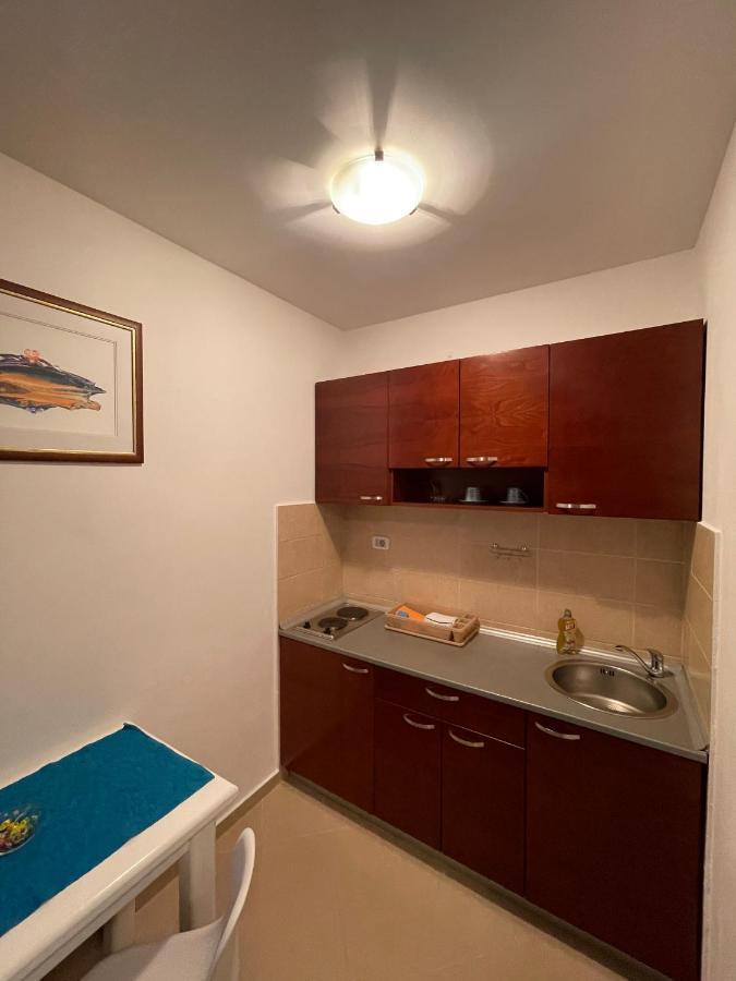 Apartments Krapina Lux Budva Buitenkant foto