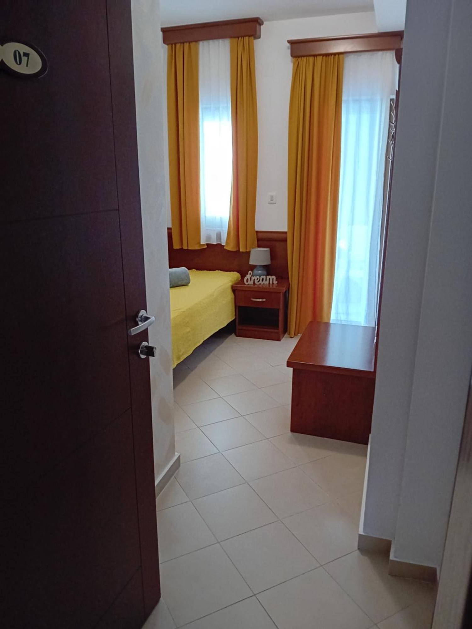 Apartments Krapina Lux Budva Buitenkant foto